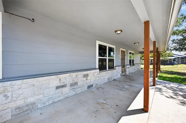231 Deer DR, Sunrise Beach, TX 78643