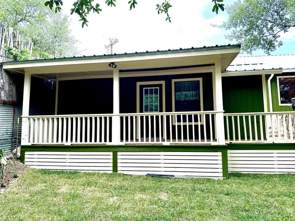 43 Lambert, Concan, TX 78838