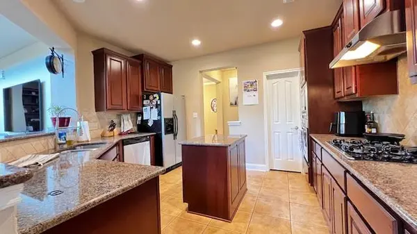 7908 Menler DR, Austin, TX 78735