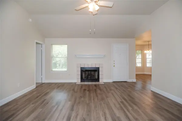 609 Sunny Brook DR, Leander, TX 78641