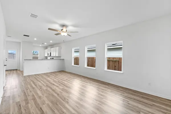 14408 Wahlbergs WAY, Elgin, TX 78621