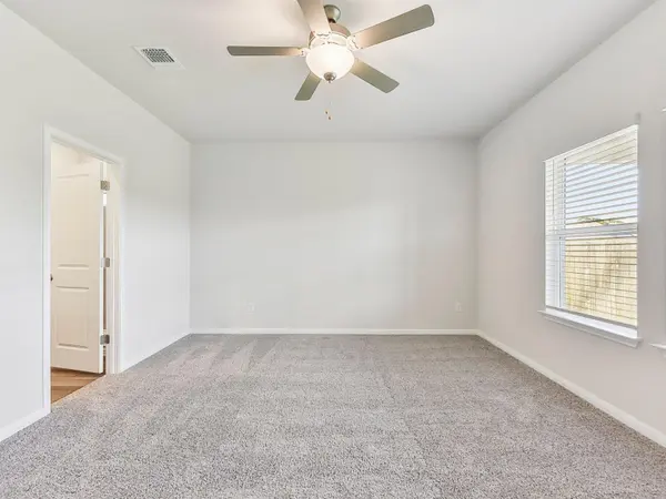 440 Boondoggle RDG, Cedar Creek, TX 78612