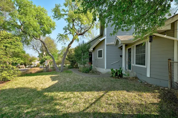 1811 W 39th ST #A/B, Austin, TX 78731