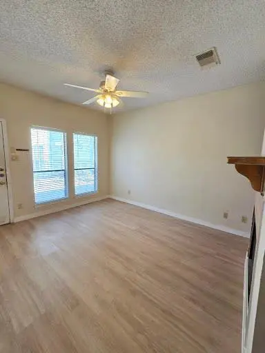 2706 Salado ST #207, Austin, TX 78705
