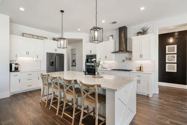 115 Lazy Creek DR, Georgetown, TX 78628