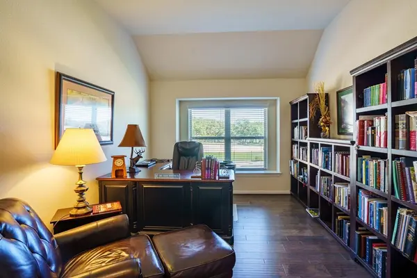 1000 Horizon View DR, Georgetown, TX 78628