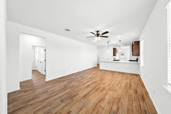 279 Rieber RD, Kyle, TX 78640