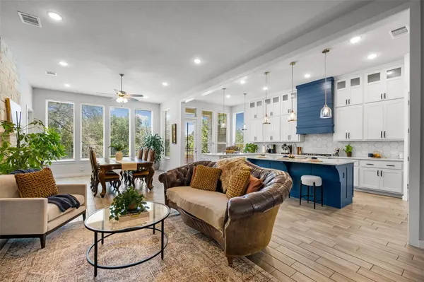 619 Painted Creek WAY, Kyle, TX 78640