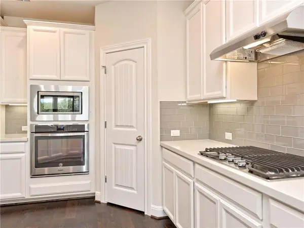 15716 Cinca Terra DR, Austin, TX 78738