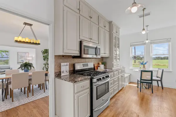 768 Upper Elgin River RD, Elgin, TX 78621