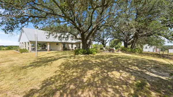 2992 County Road 2400, Lometa, TX 76853