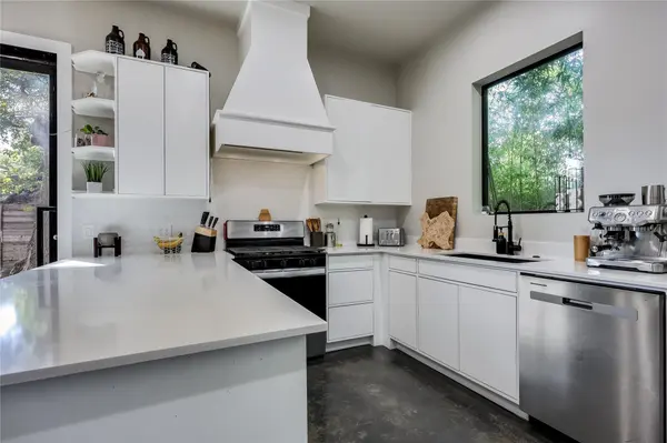 706 Valdez ST #2, Austin, TX 78741