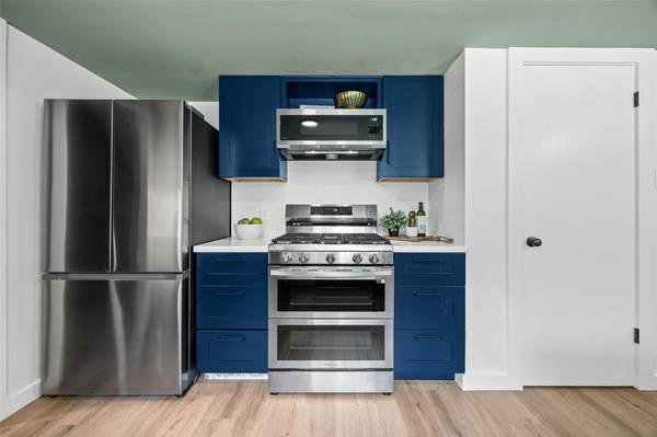 9737 Anderson Village DR, Austin, TX 78729