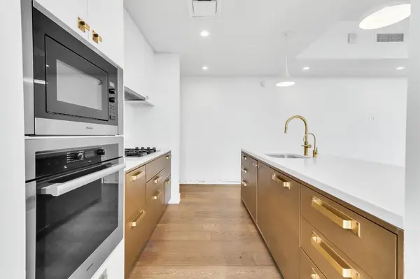 70 Rainey ST #1607, Austin, TX 78701