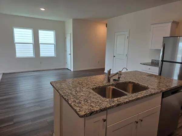 353 Enforcer LOOP, Jarrell, TX 76537