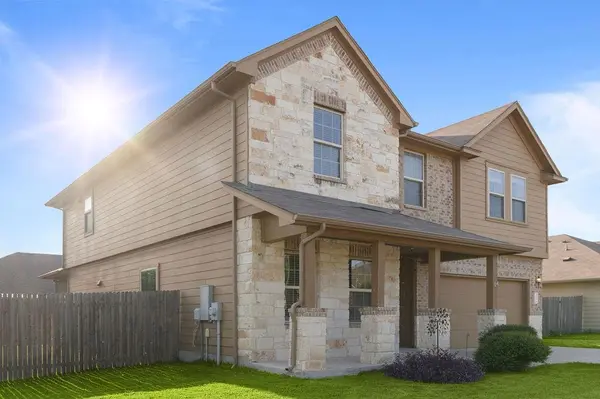 209 Anderson ST, Hutto, TX 78634