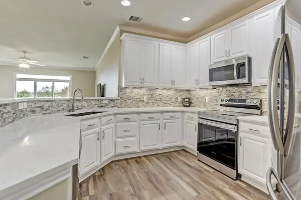 204 Monument Hill TRL, Georgetown, TX 78633