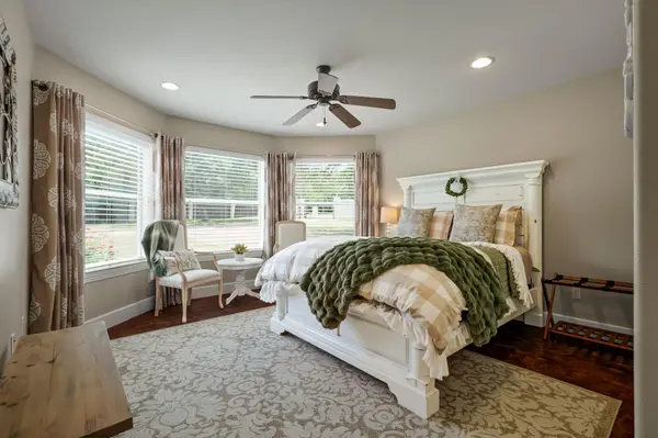 10211 Middle Darleen, Leander, TX 78641