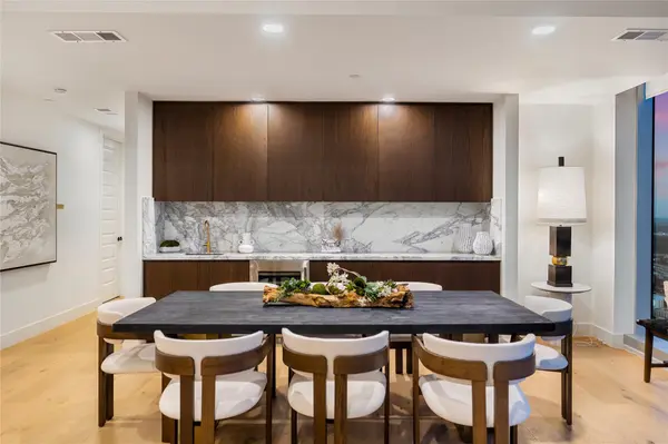 600 Guadalupe ST #6401, Austin, TX 78701
