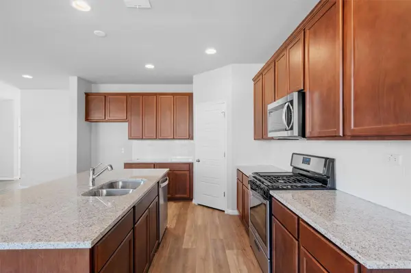 453 Gaida LOOP, Georgetown, TX 78628