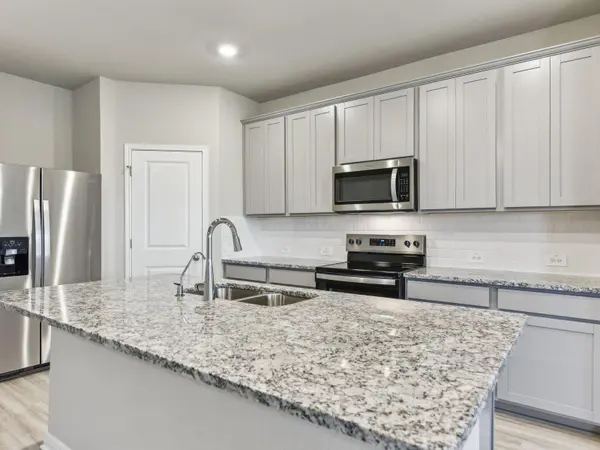129 Sleep HOLW, Jarrell, TX 76537