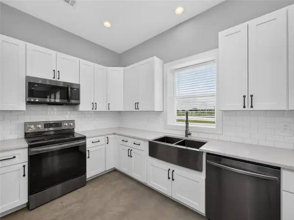 1889 County Road 487, Taylor, TX 76574