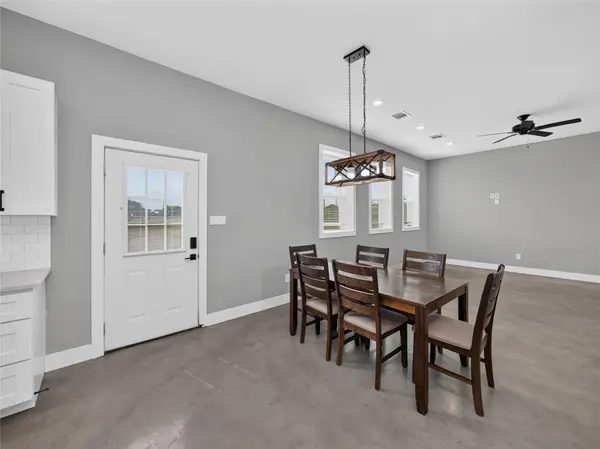 1889 County Road 487, Taylor, TX 76574