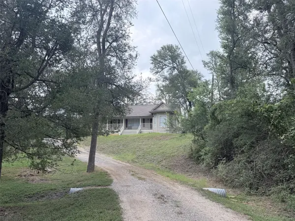 123 Mesa Verde DR, Cedar Creek, TX 78612