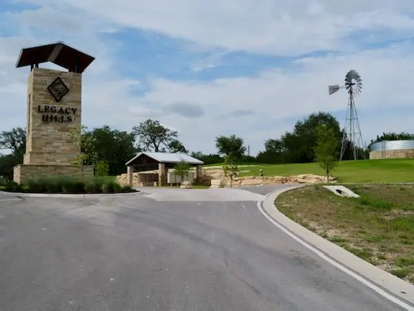 Lot 10 Legacy Hills DR, Johnson City, TX 78636