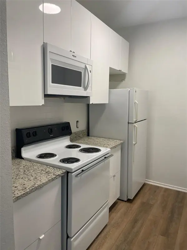 12166 Metric BLVD #243, Austin, TX 78758