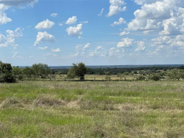 000 Happy Ridge DR, Briggs, TX 78608