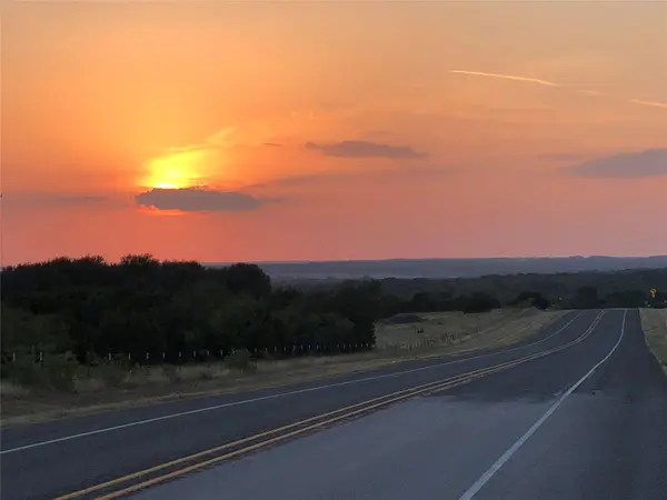 000 Happy Ridge DR, Briggs, TX 78608