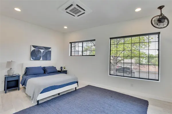 808 E Lydia ST, Austin, TX 78702