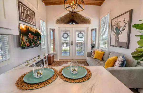 5386 RANCH ROAD 1376 #186, Fredericksburg, TX 78624