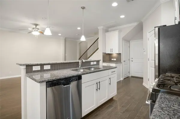 13400 Briarwick DR #702, Austin, TX 78729