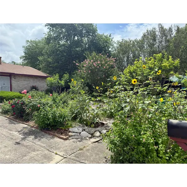 5935 Lake Champlain ST, San Antonio, TX 78233