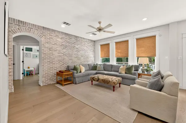 12816 Majestic Oaks DR, Austin, TX 78732