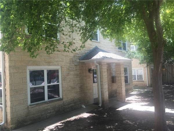 305 E 31 ST #4, Austin, TX 78705