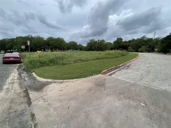 904 Battle Bend BLVD, Austin, TX 78745