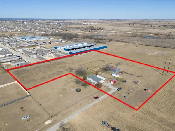 100 Prairie DR, Jarrell, TX 76537