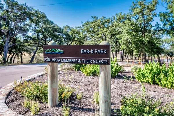 000 Portsmouth CV, Lago Vista, TX 78645