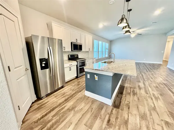 196 Mount Locke RD, Dripping Springs, TX 78620