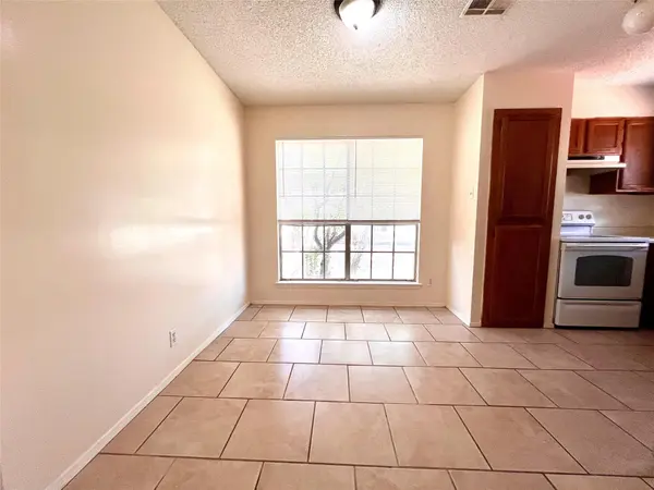 2802 Aftonshire WAY #B, Austin, TX 78748