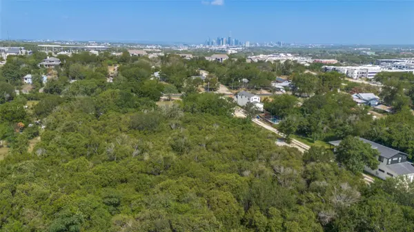 2305 Thrasher LN, Austin, TX 78741