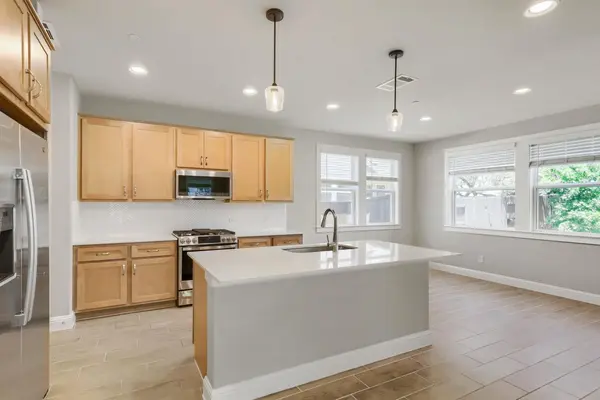 2605 Sam Bass RD #3, Round Rock, TX 78681