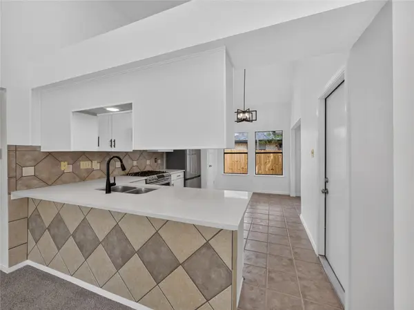 917 Clearwater TRL, Round Rock, TX 78664
