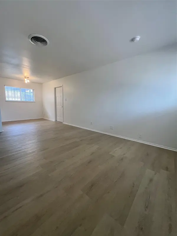 6005 Cameron RD #A, Austin, TX 78723