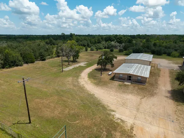 5600 N US HWY 77, La Grange, TX 78945
