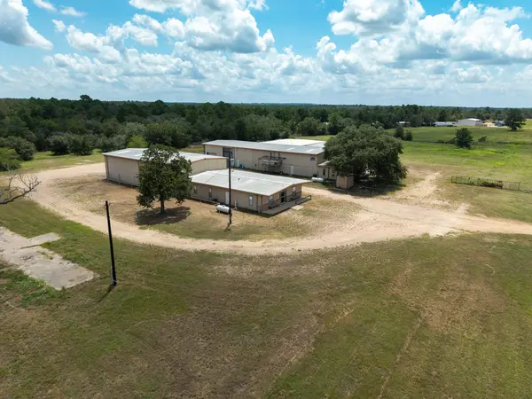 5600 N US HWY 77, La Grange, TX 78945