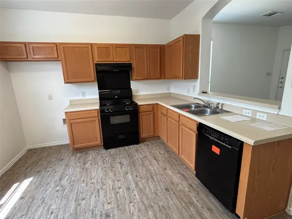 801 Jane Austen TRL #B, Pflugerville, TX 78660
